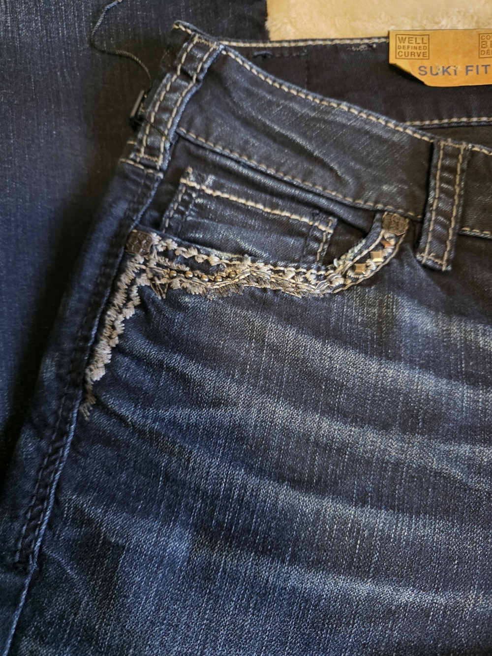Silver Jeans Dark Blue Embroidered Back Pocket Jeans - Picture 11 of 16